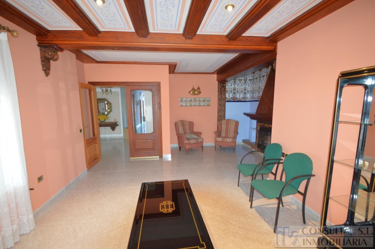 4 chambre Villa/Maison à vendre à Vinaros avec piscine garage - 600 000 € (Ref: 8468372)