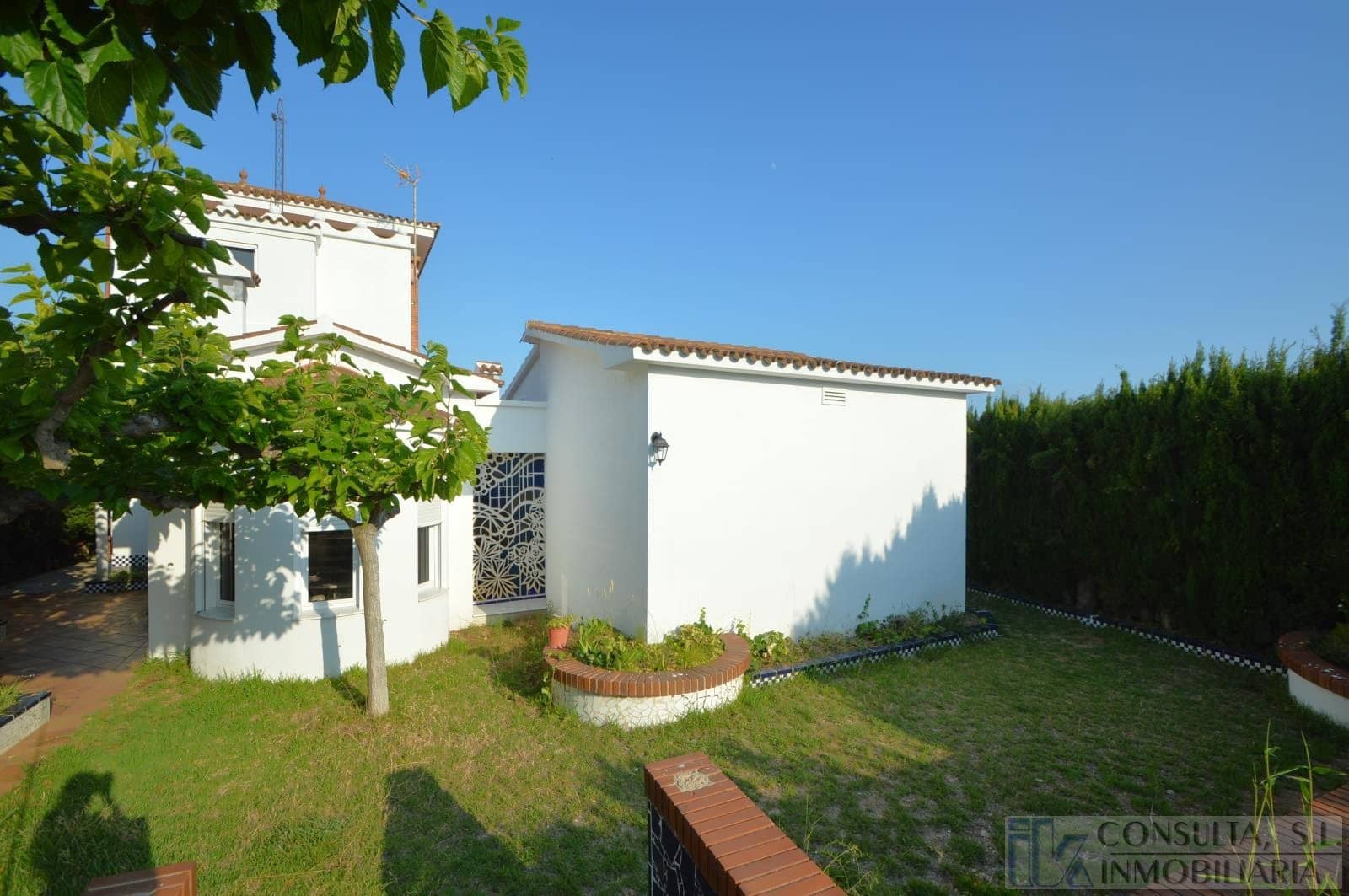 4 chambre Villa/Maison à vendre à Vinaros avec piscine garage - 600 000 € (Ref: 8468372)