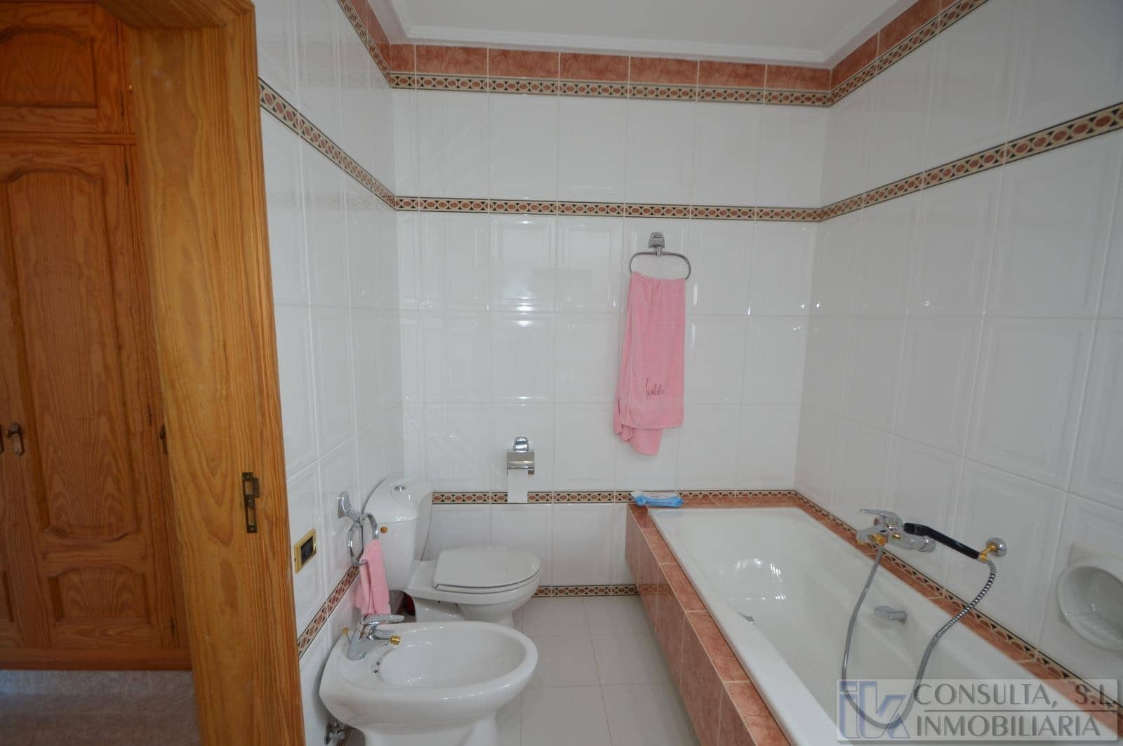 4 chambre Villa/Maison à vendre à Vinaros avec piscine garage - 600 000 € (Ref: 8468372)