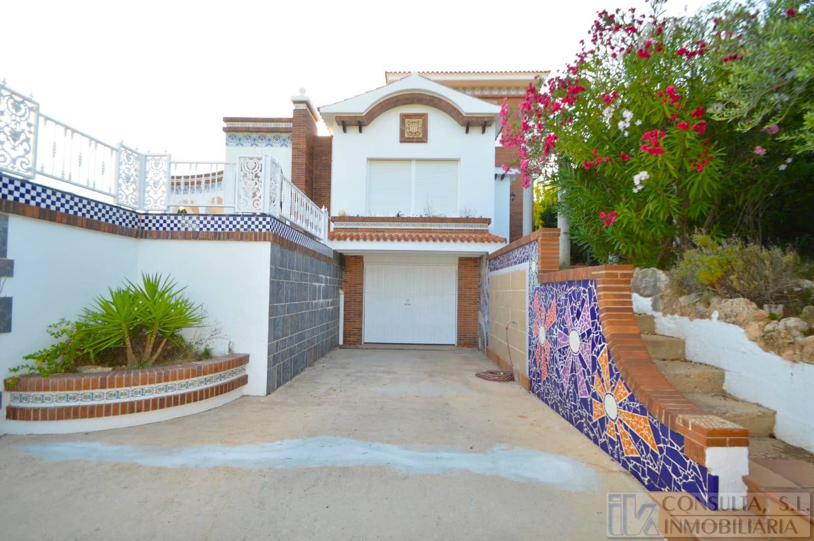 4 chambre Villa/Maison à vendre à Vinaros avec piscine garage - 600 000 € (Ref: 8468372)