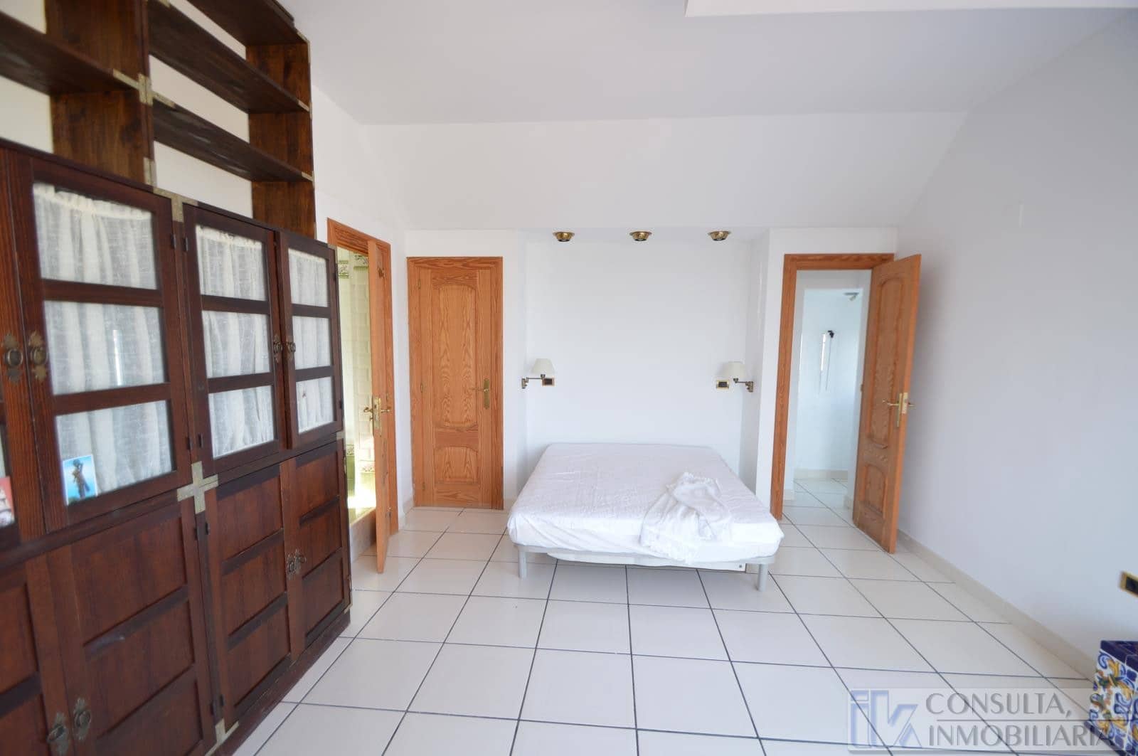 4 chambre Villa/Maison à vendre à Vinaros avec piscine garage - 600 000 € (Ref: 8468372)