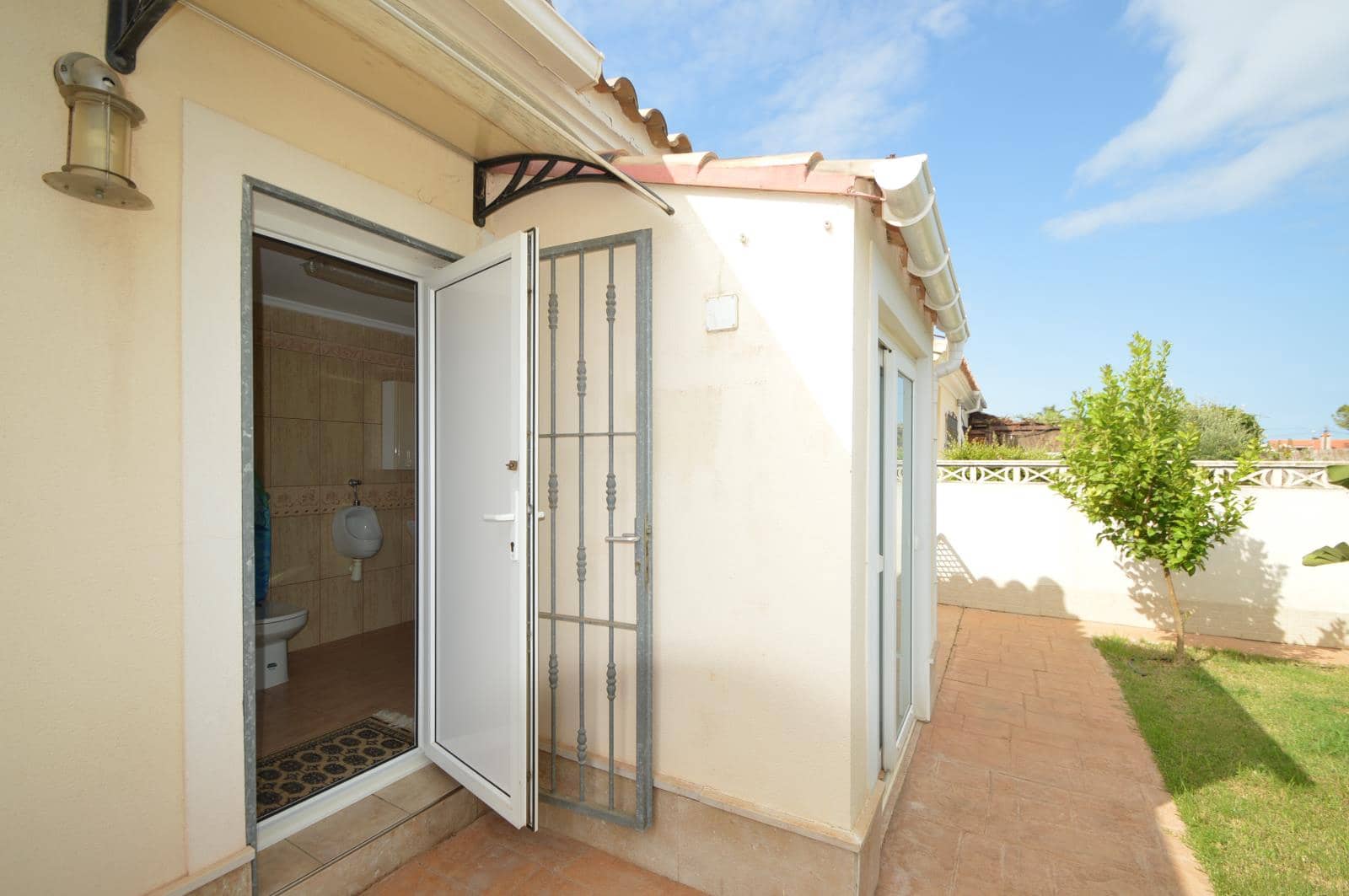 5 chambre Villa/Maison à vendre à Vinaros avec garage - 410 000 € (Ref: 8498357)