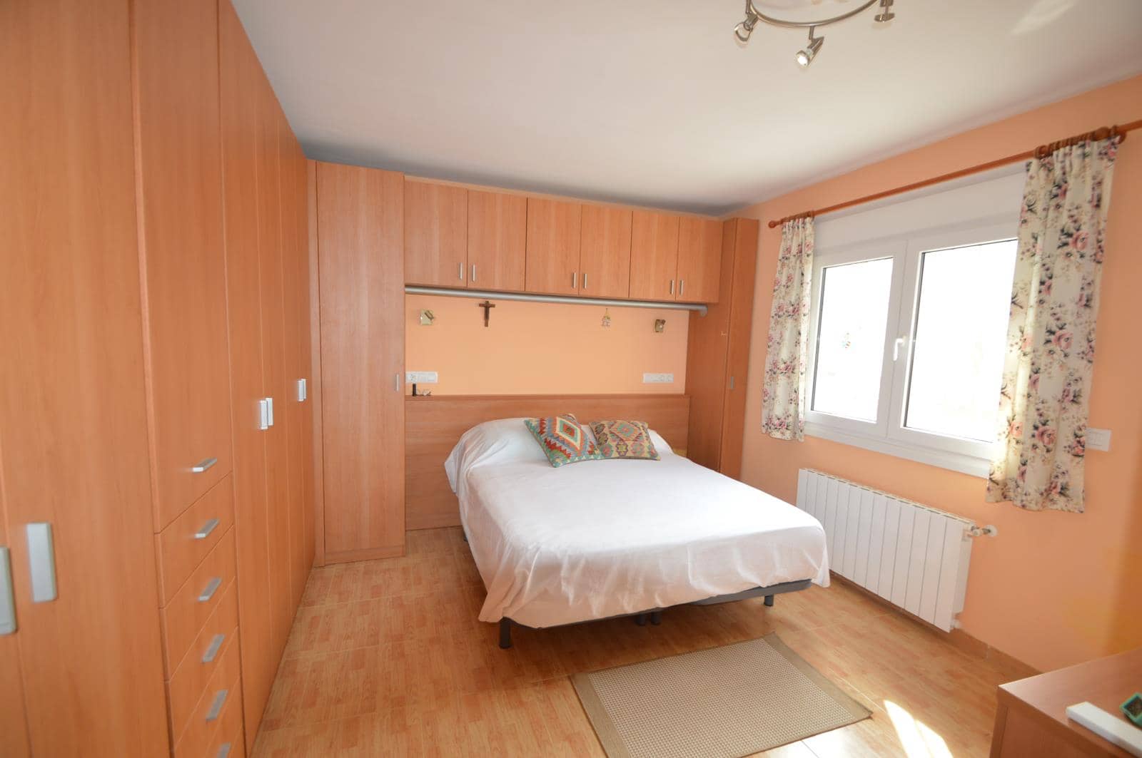 5 chambre Villa/Maison à vendre à Vinaros avec garage - 410 000 € (Ref: 8498357)