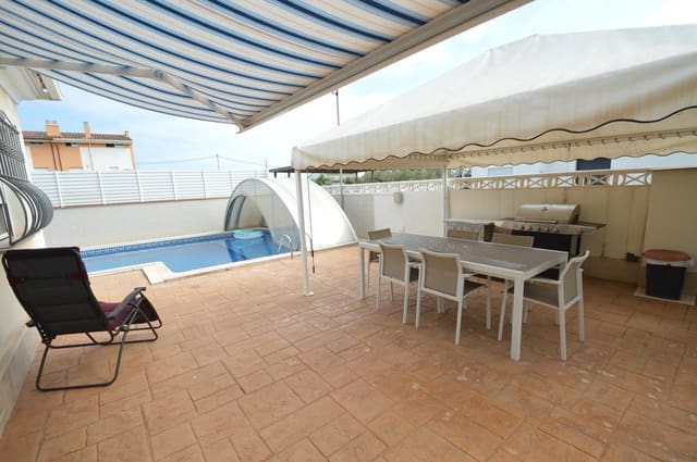 5 Zimmer Villa zu verkaufen in Vinaròs mit Garage - 410.000 € (Ref: 8498357)