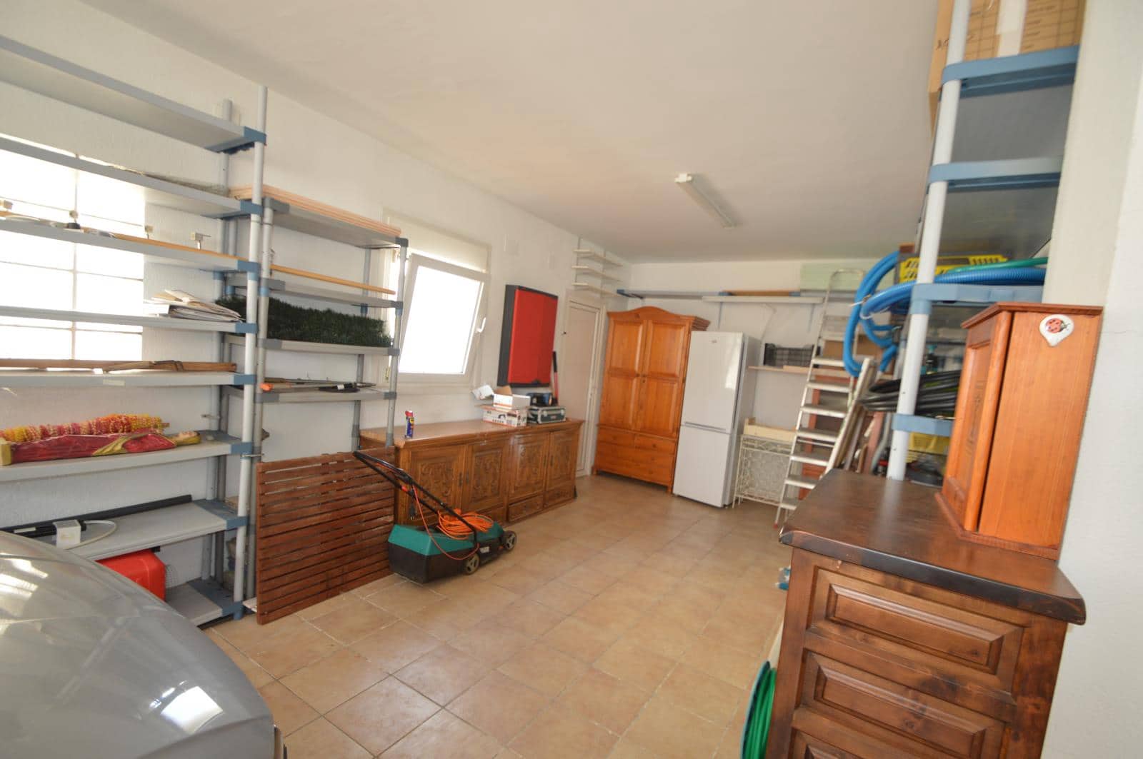 5 chambre Villa/Maison à vendre à Vinaros avec garage - 410 000 € (Ref: 8498357)