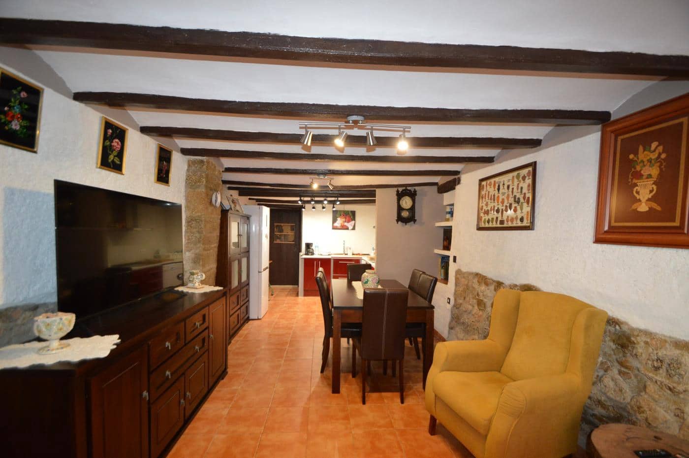 4 soveværelse Byhus til salg i Sant Mateu med garage - € 490.000 (Ref: 8524445)