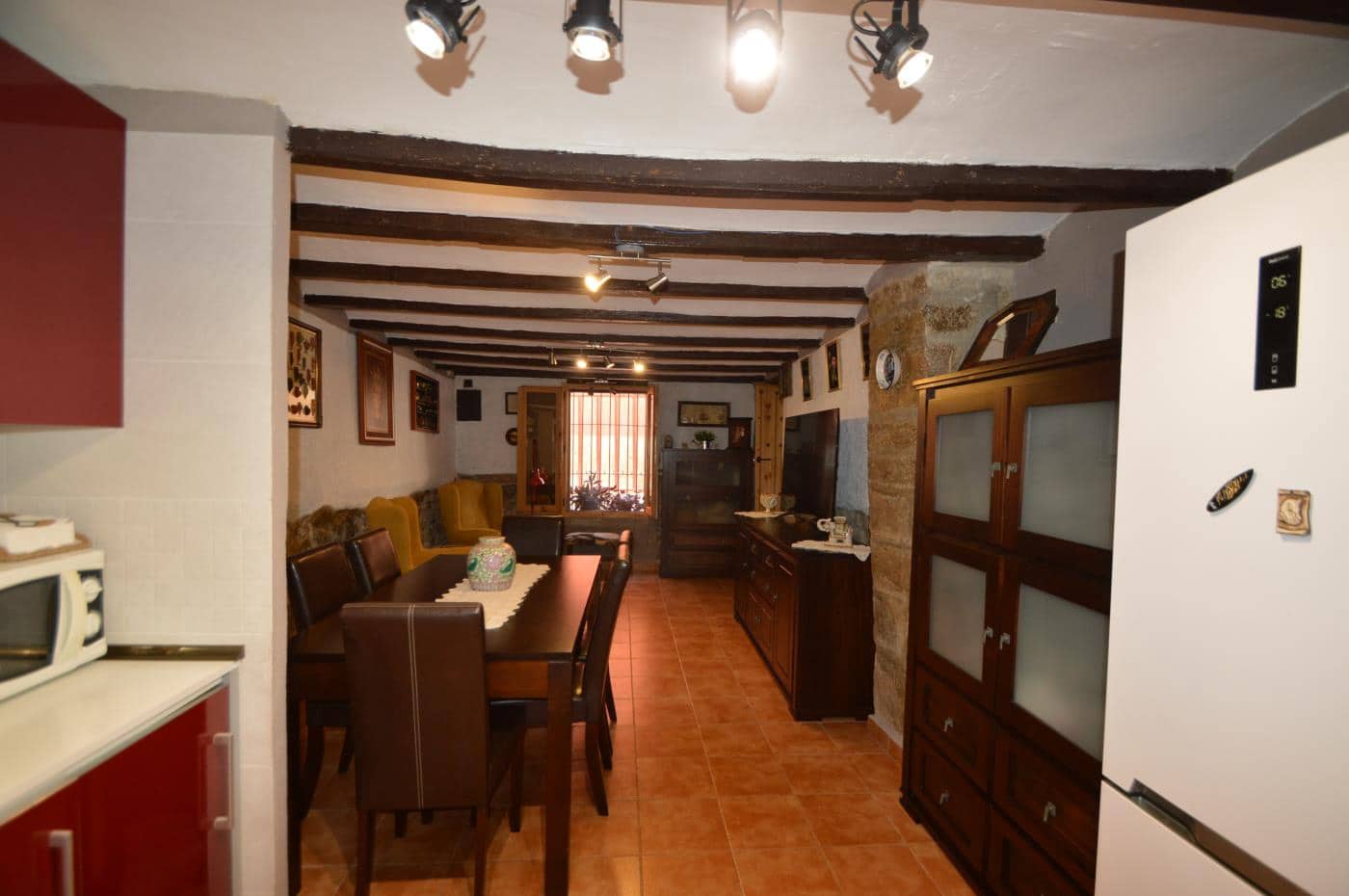 4 soveværelse Byhus til salg i Sant Mateu med garage - € 490.000 (Ref: 8524445)