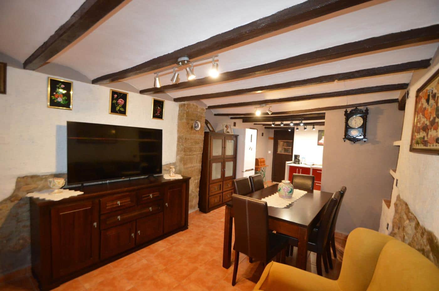 4 soveværelse Byhus til salg i Sant Mateu med garage - € 490.000 (Ref: 8524445)