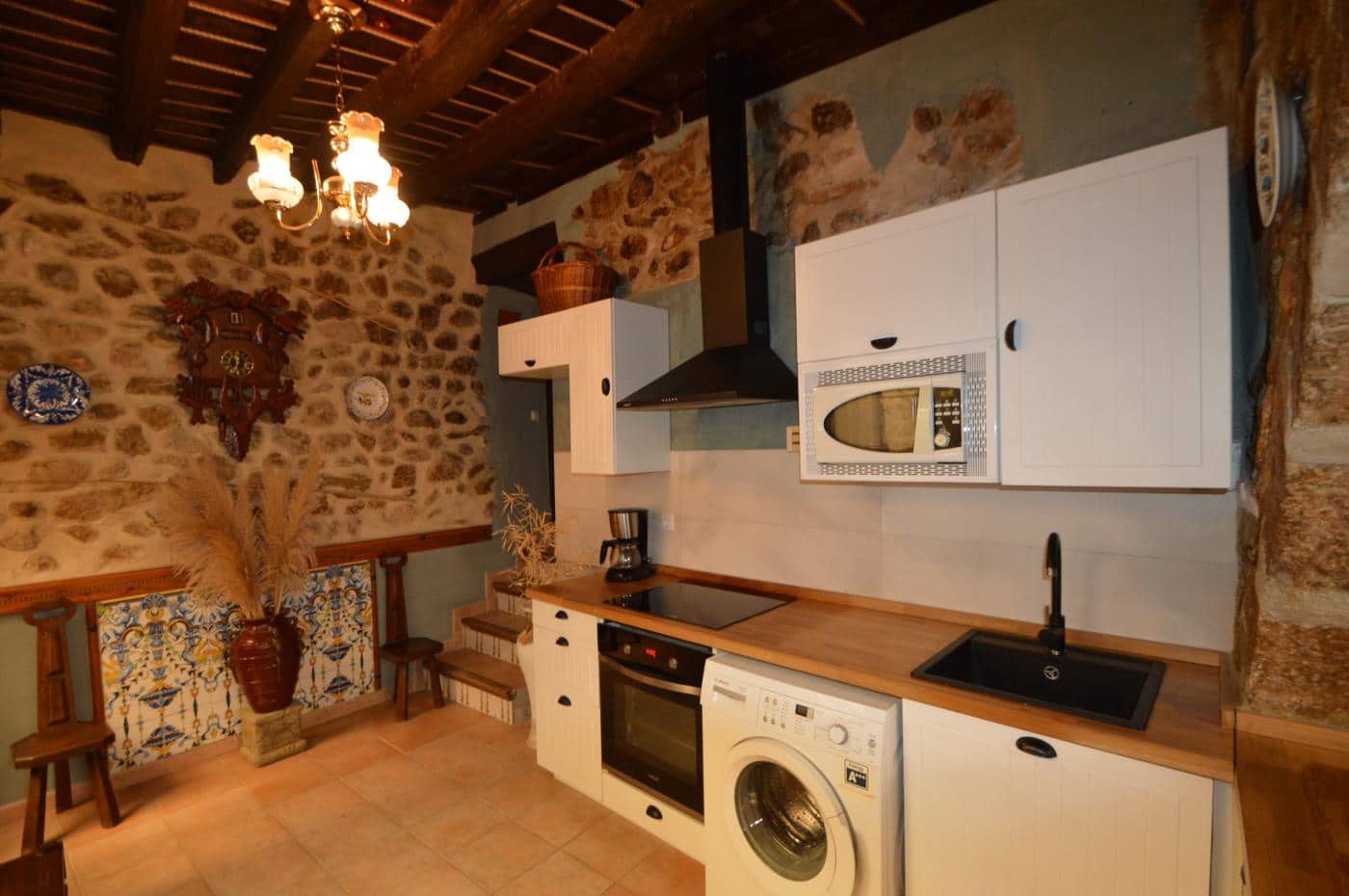 4 soveværelse Byhus til salg i Sant Mateu med garage - € 490.000 (Ref: 8524445)