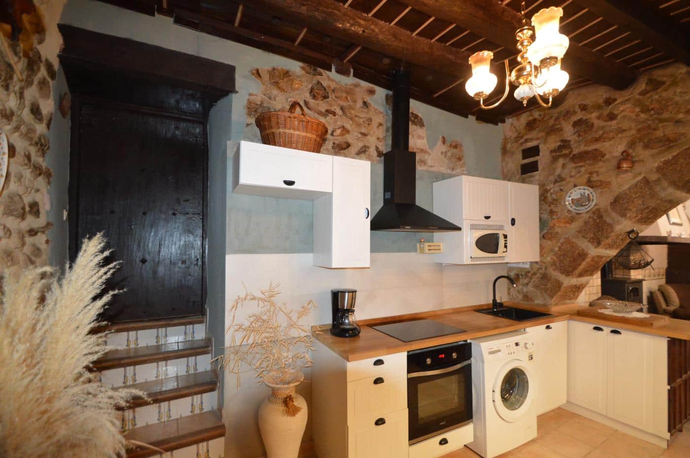 4 soveværelse Byhus til salg i Sant Mateu med garage - € 490.000 (Ref: 8524445)