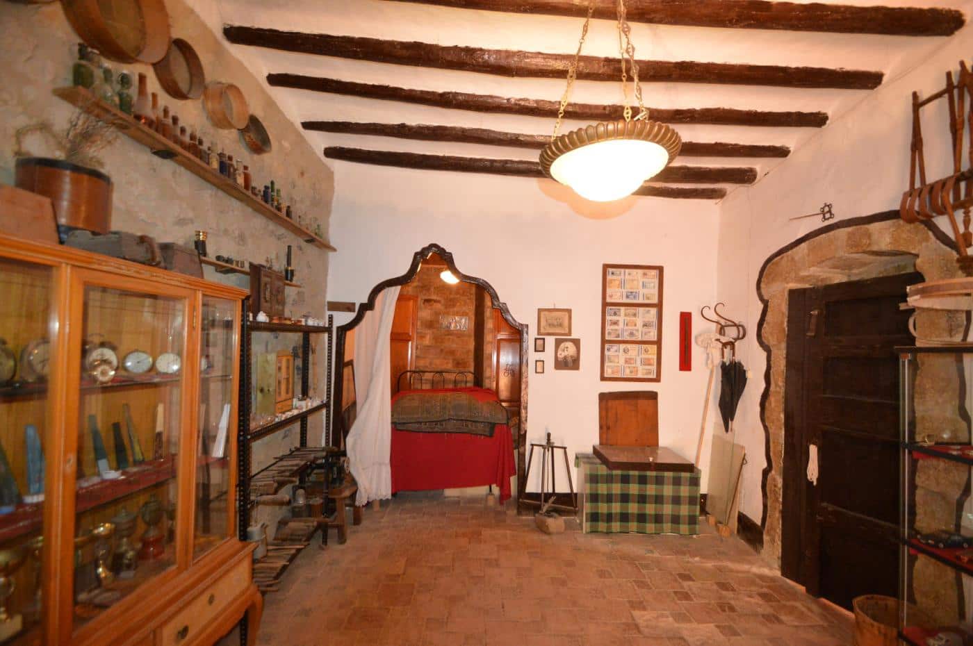 4 soveværelse Byhus til salg i Sant Mateu med garage - € 490.000 (Ref: 8524445)