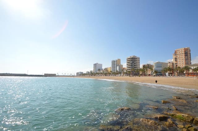 2 slaapkamer Flat te koop in Vinaròs - € 142.000 (Ref: 8560980)