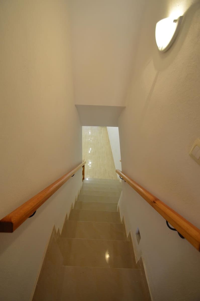 4 soveværelse Byhus til salg i Les Coves de Vinroma med garage - € 129.000 (Ref: 8620457)