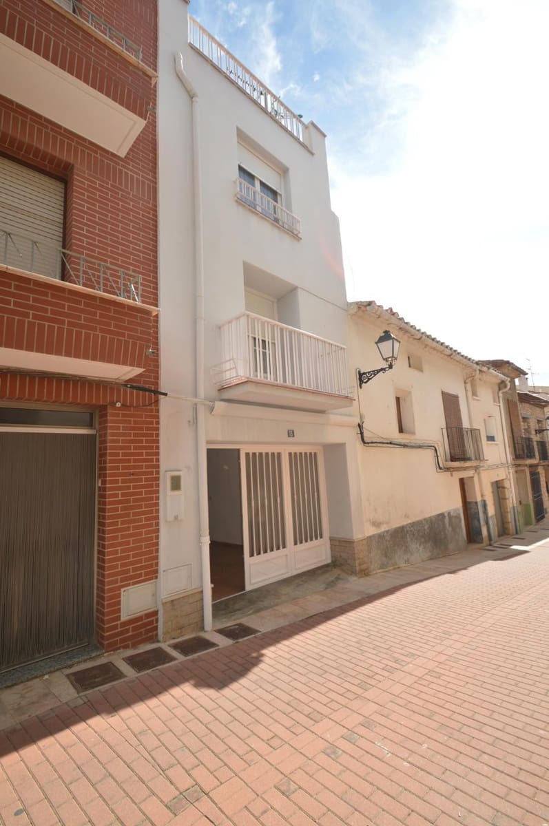 4 soveværelse Byhus til salg i Les Coves de Vinroma med garage - € 129.000 (Ref: 8620457)