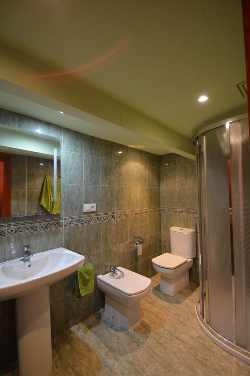 4 soveværelse Byhus til salg i Les Coves de Vinroma med garage - € 129.000 (Ref: 8620457)