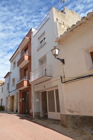 4 bedroom Townhouse for sale in Les Coves de Vinromà with garage - € 129,000 (Ref: 8620457)