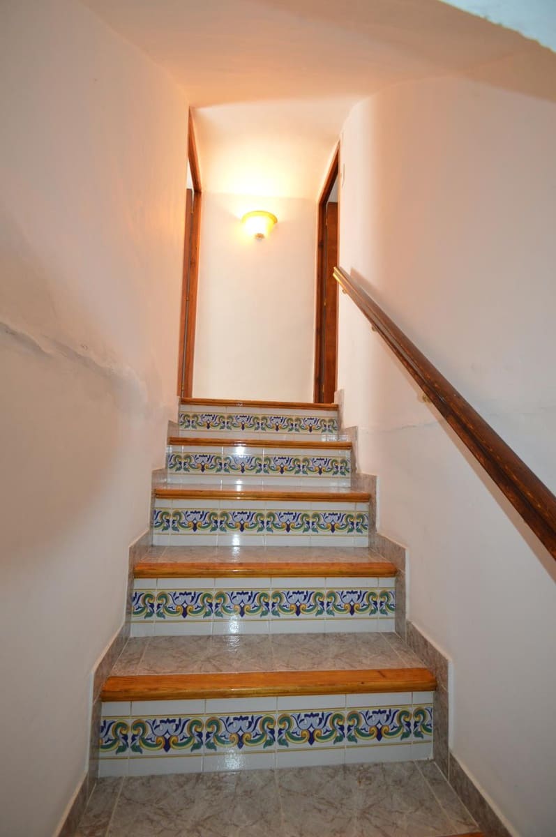 4 soveværelse Byhus til salg i Les Coves de Vinroma med garage - € 129.000 (Ref: 8620457)