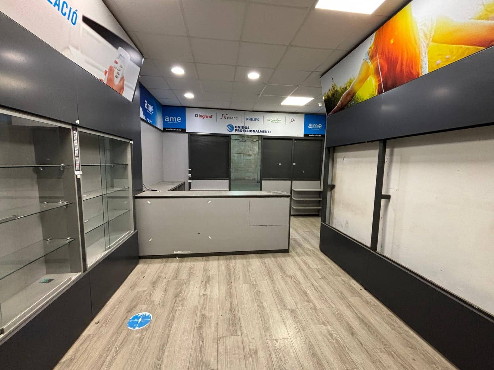 Comercial para venda em Vinaros - 160 000 € (Ref: 8626296)