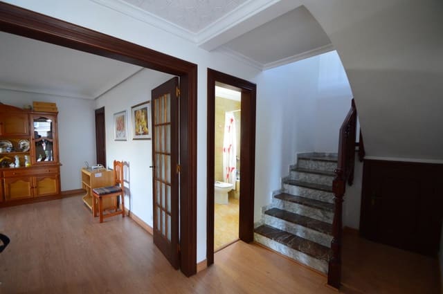 4 soveværelse Villa til salg i Vinaròs med garage - € 475.000 (Ref: 8762251)