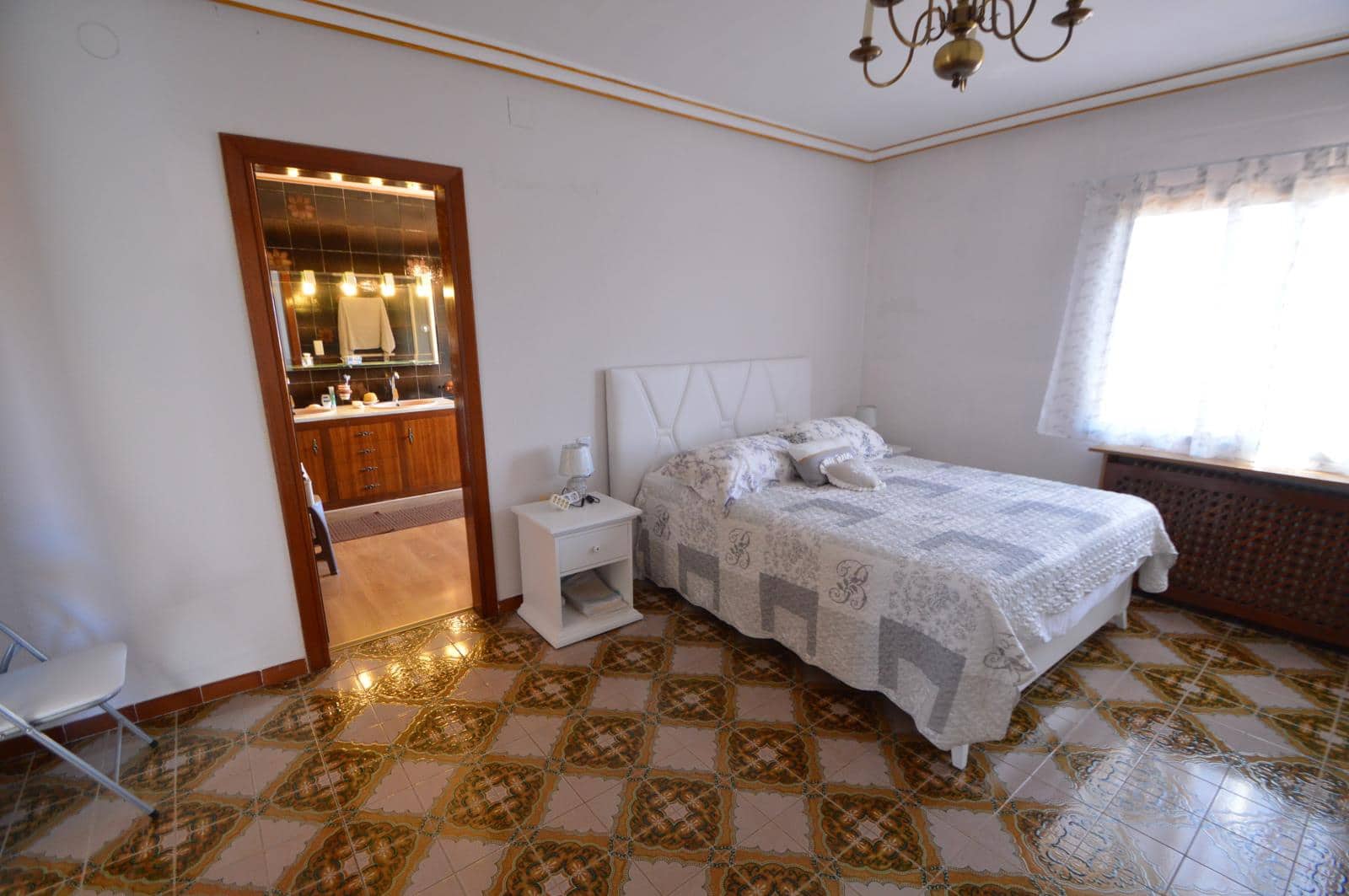 5 soverom Villa til salgs i Vinaros med garasje - € 380 000 (Ref: 8904580)