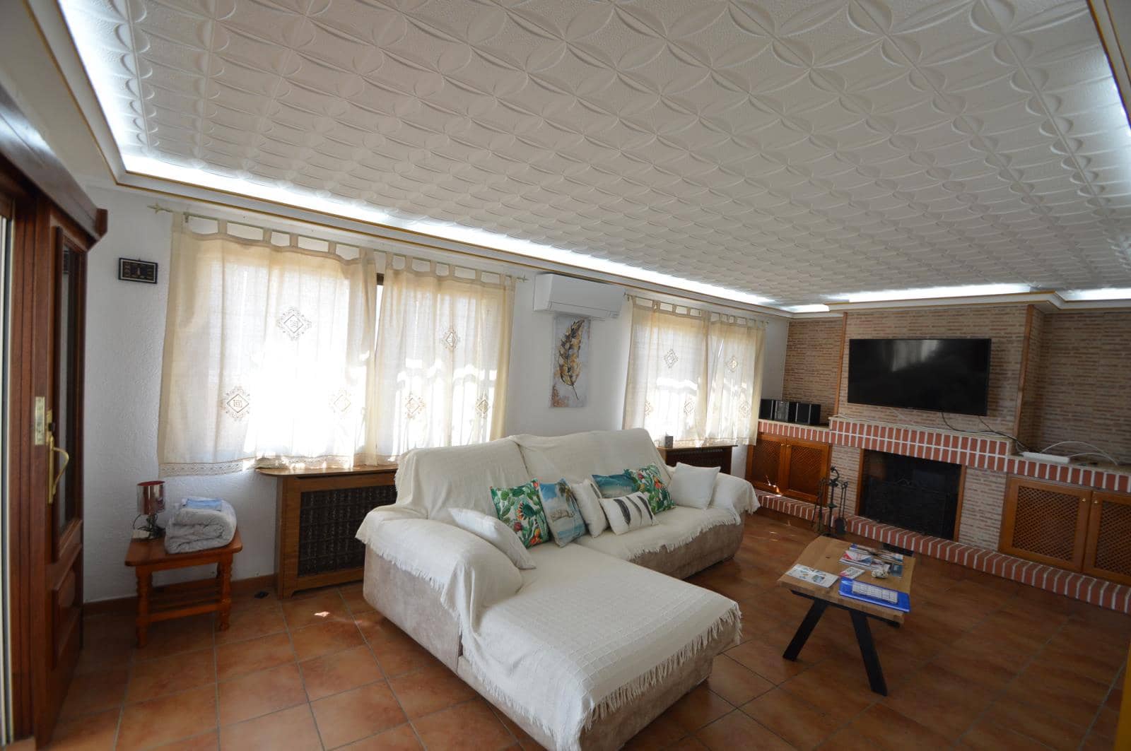 5 soverom Villa til salgs i Vinaros med garasje - € 380 000 (Ref: 8904580)