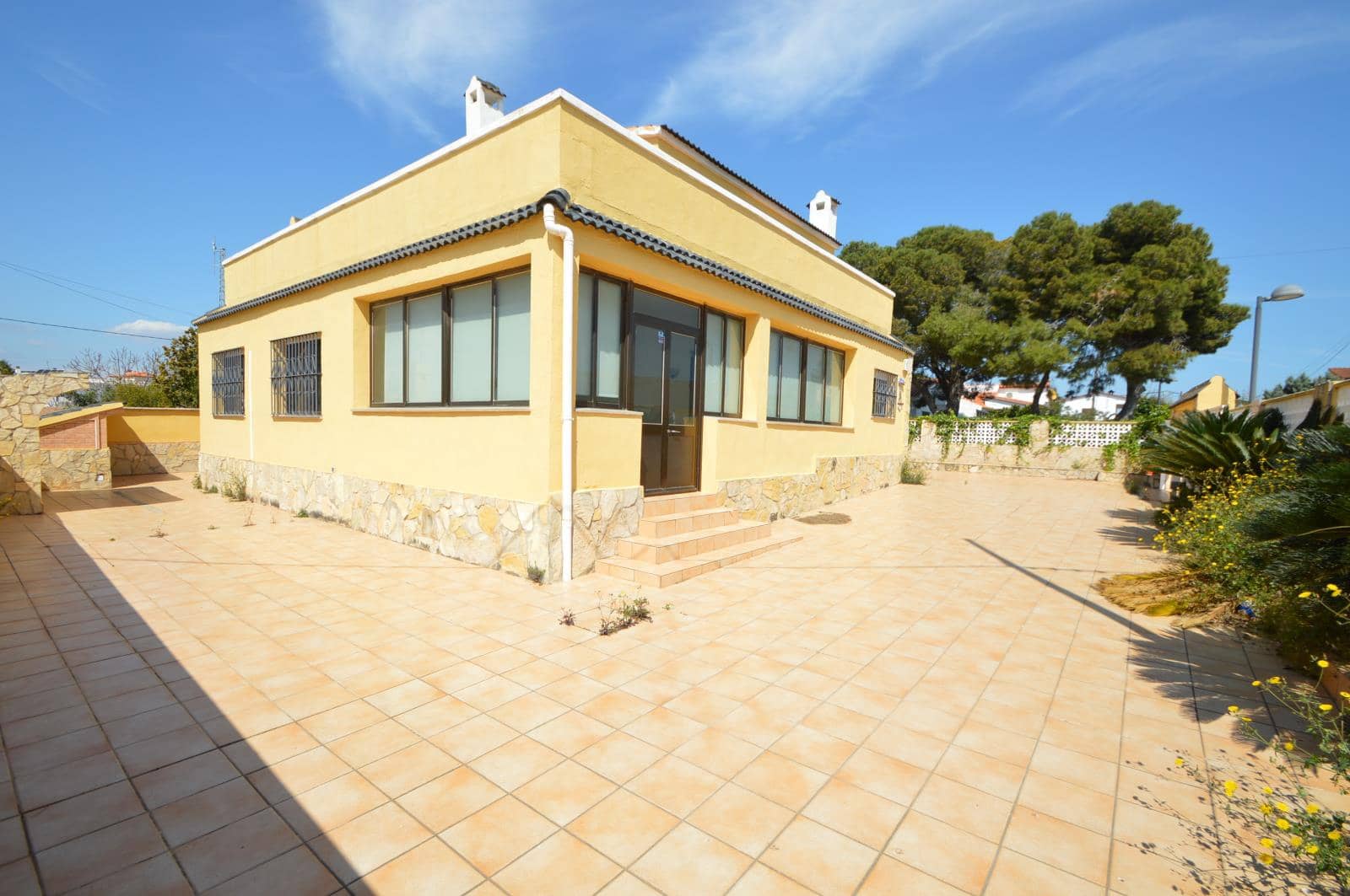 5 soverom Villa til salgs i Vinaros med garasje - € 380 000 (Ref: 8904580)