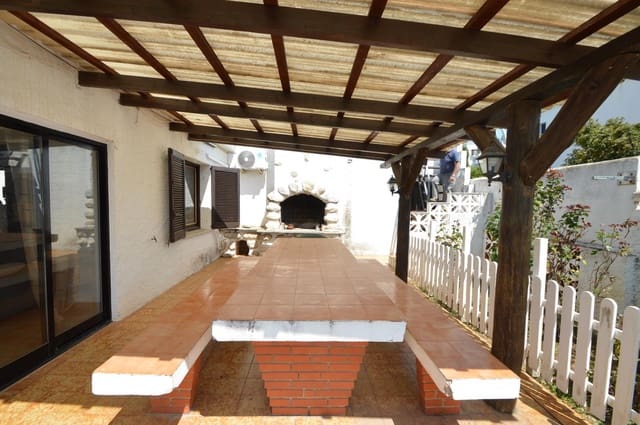 5 chambre Villa/Maison à vendre à Vinaròs avec piscine garage - 320 000 € (Ref: 8960331)