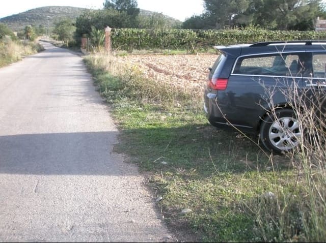 Finca/Country House for sale in Benicarló - € 53,000 (Ref: 8994081)
