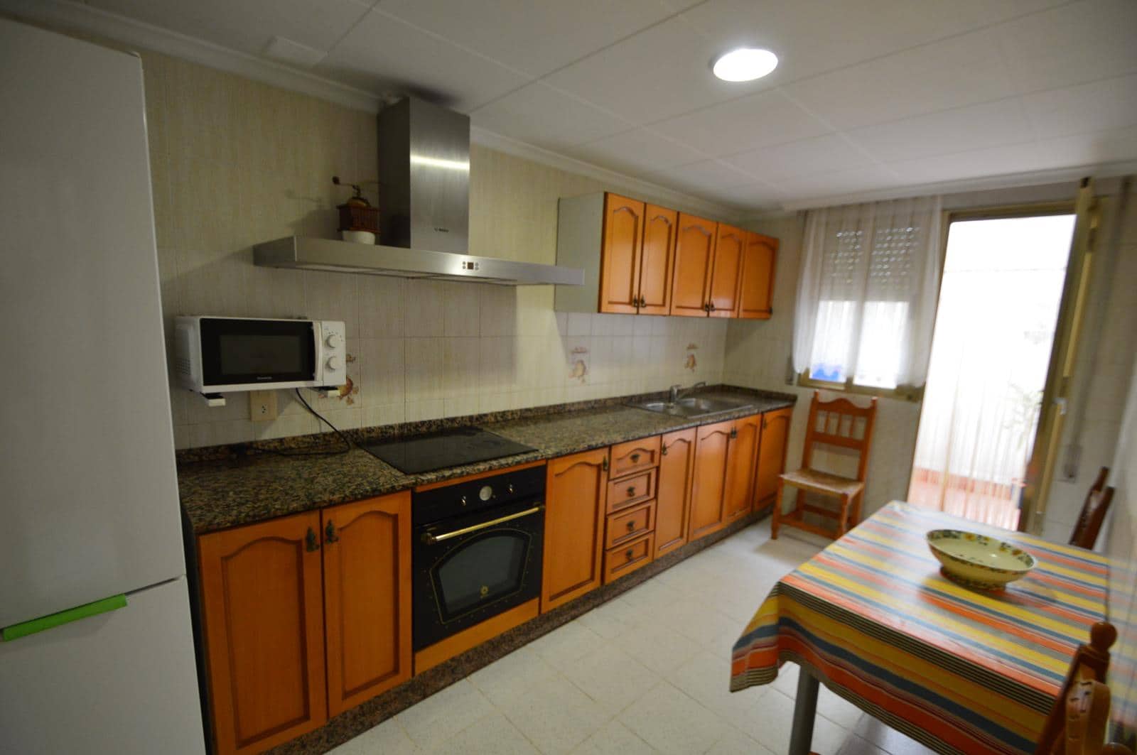 4 soveværelse Villa til salg i Vinaros med garage - € 195.000 (Ref: 9057160)