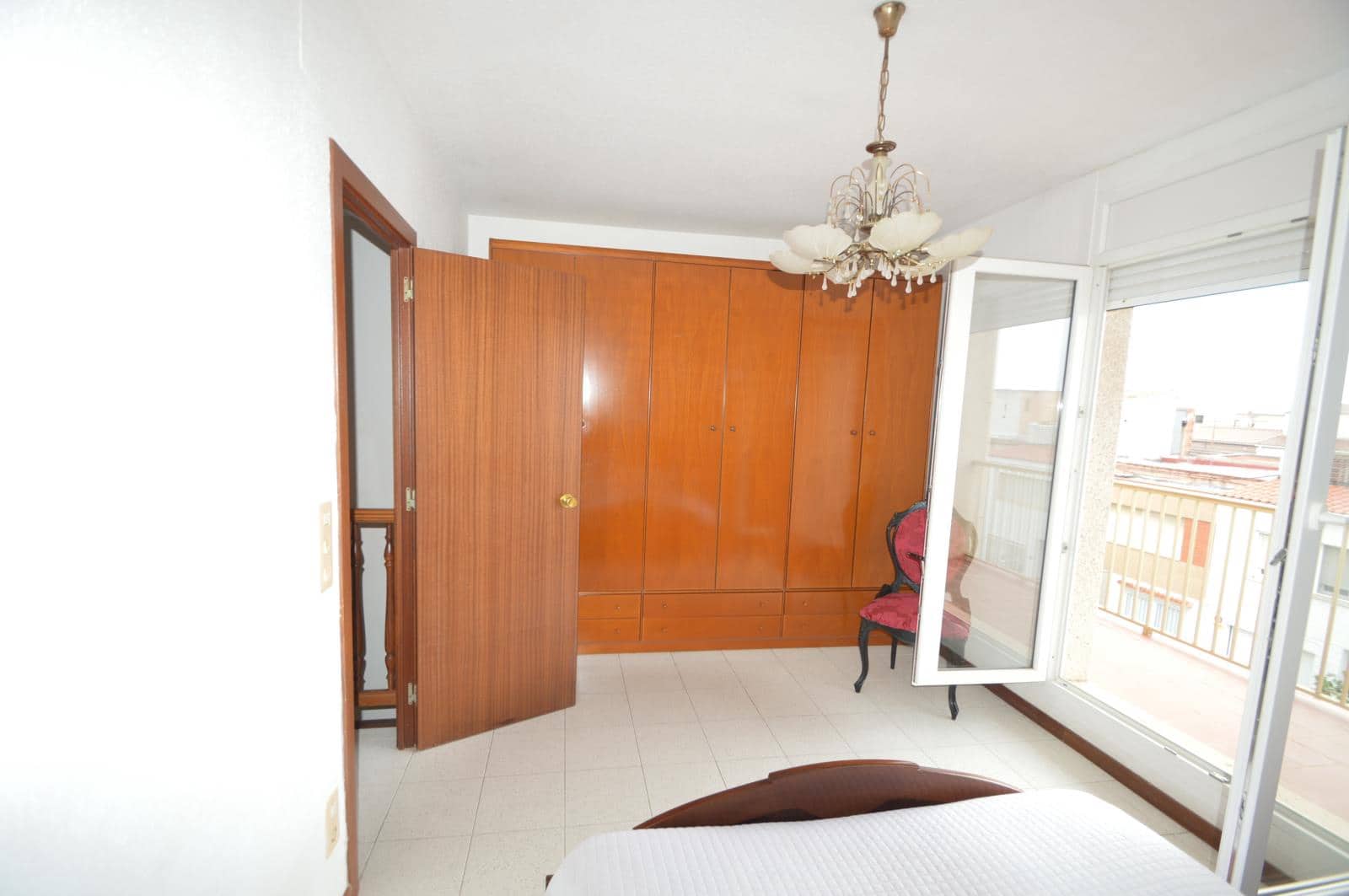 4 soveværelse Villa til salg i Vinaros med garage - € 195.000 (Ref: 9057160)