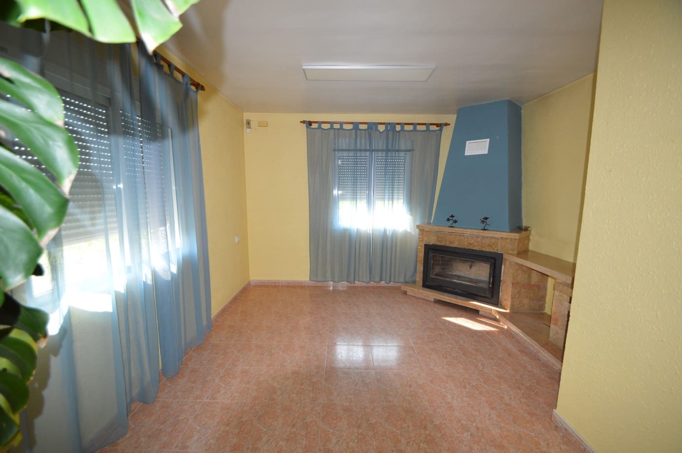 3 soveværelse Finca/Landehus til salg i Vinaros med garage - € 270.000 (Ref: 9061515)