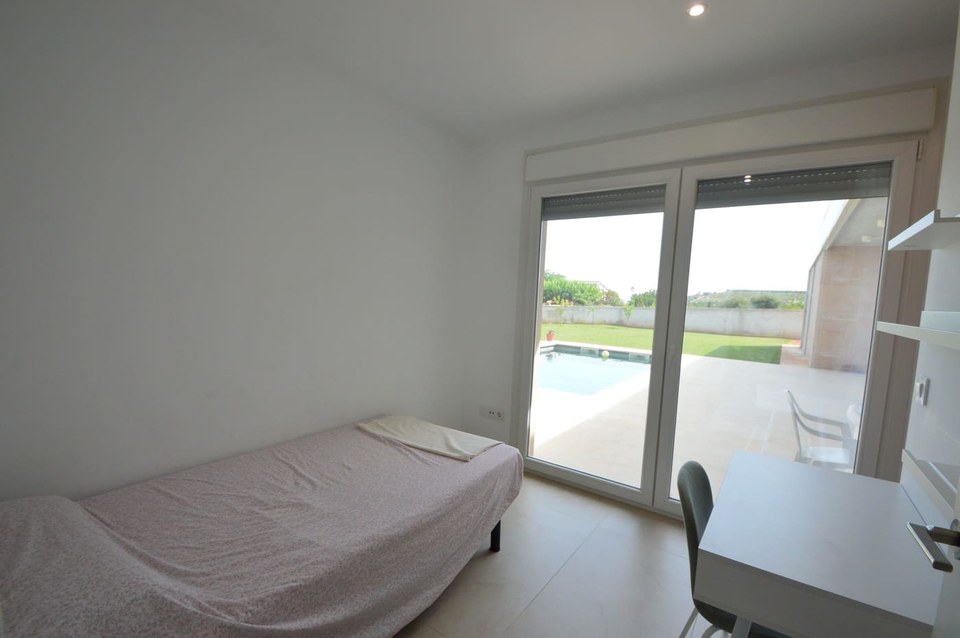 4 soveværelse Villa til salg i Vinaros med swimmingpool garage - € 545.000 (Ref: 9103566)