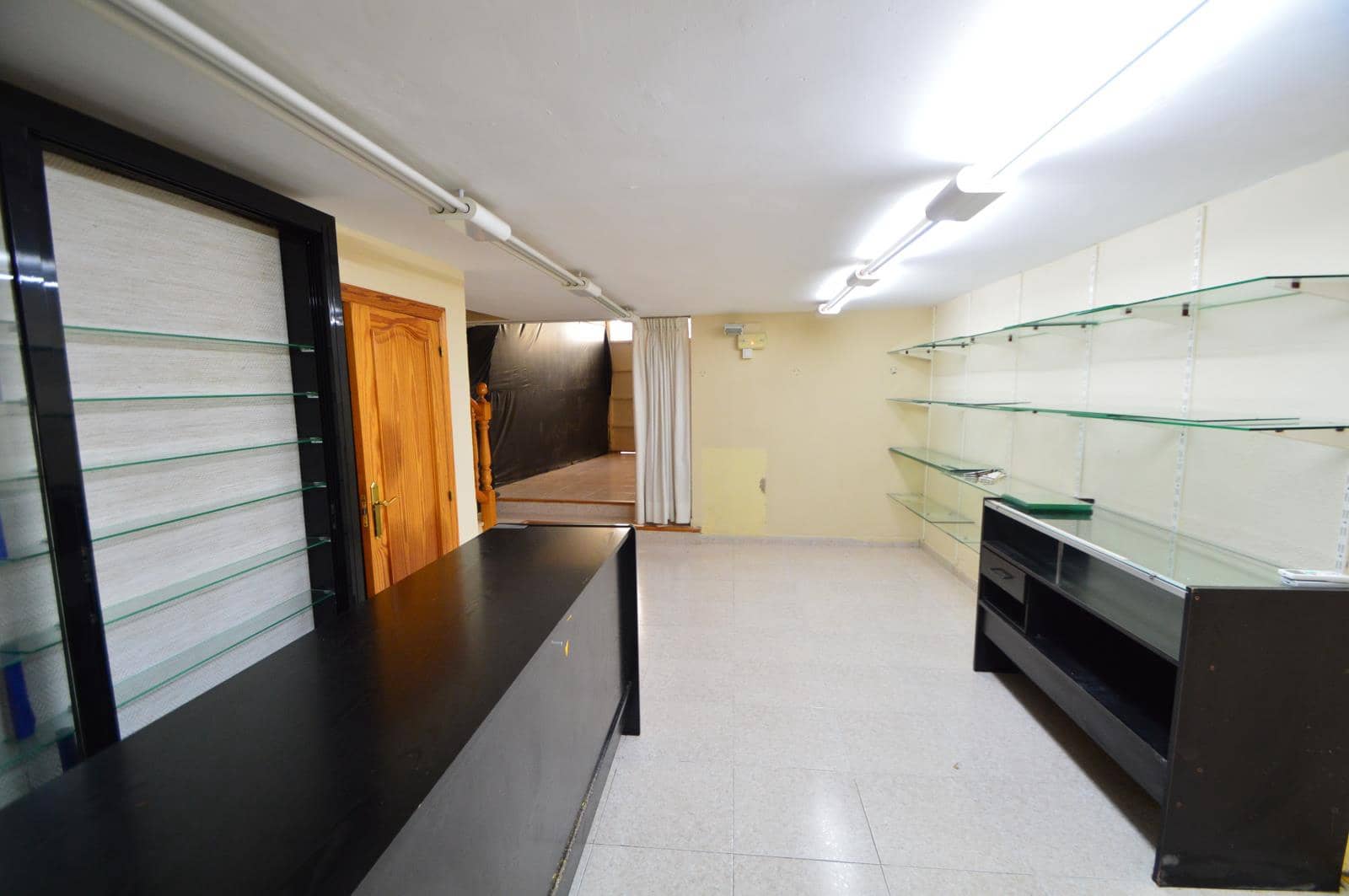 Erhverv til salg i Vinaros - € 230.000 (Ref: 9109582)