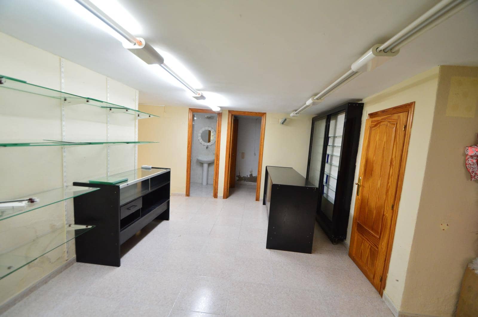 Erhverv til salg i Vinaros - € 230.000 (Ref: 9109582)