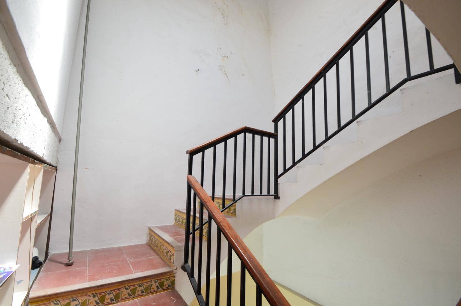 Erhverv til salg i Vinaros - € 230.000 (Ref: 9109582)