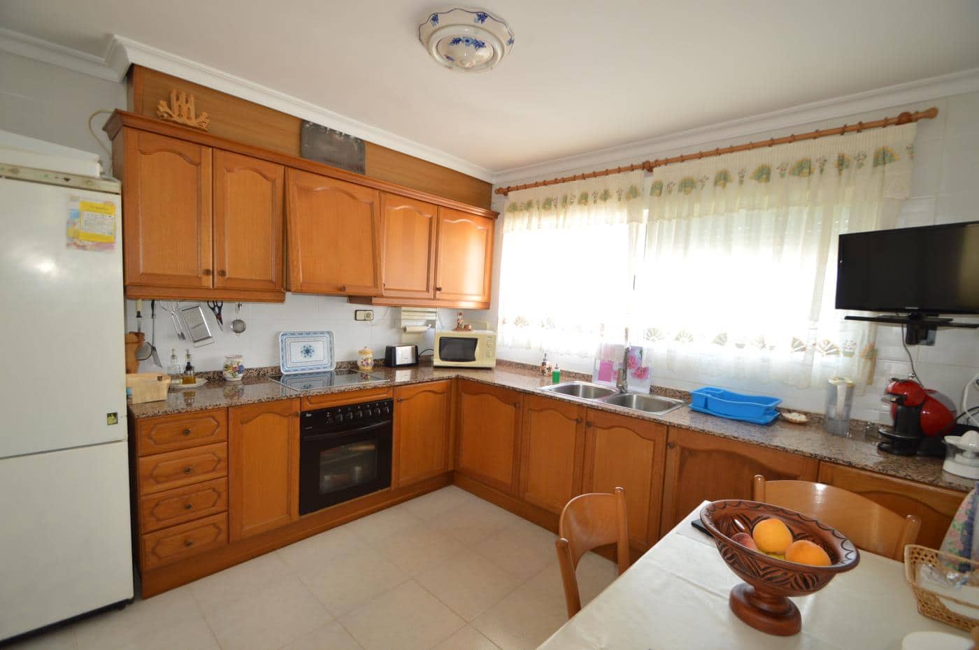 4 soveværelse Villa til salg i Vinaros med swimmingpool garage - € 285.000 (Ref: 9125919)