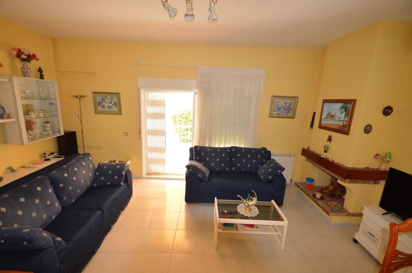 4 soveværelse Villa til salg i Vinaros med swimmingpool garage - € 285.000 (Ref: 9125919)