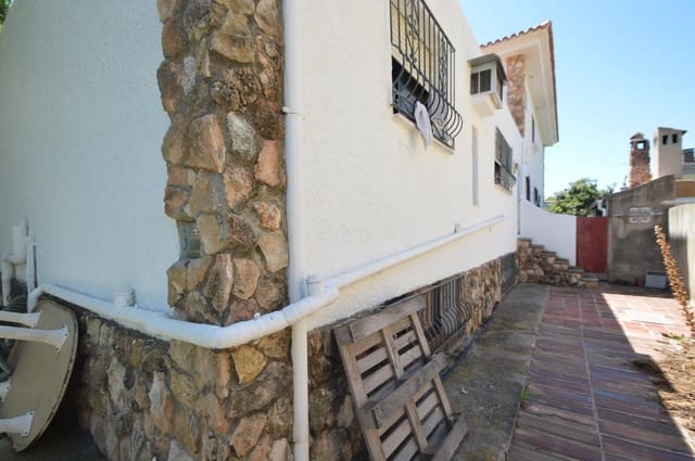 4 chambre Villa/Maison à vendre à Vinaròs avec garage - 285 000 € (Ref: 9146103)