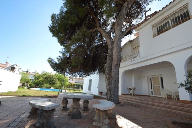 7 slaapkamer Villa te koop in Vinaròs met zwembad garage - € 1.100.000 (Ref: 9146511)