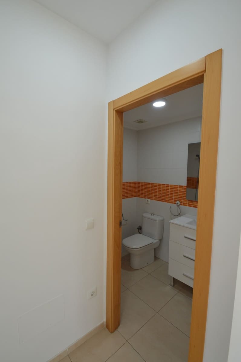 4 chambre Villa/Maison à vendre à Vinaros avec garage - 265 000 € (Ref: 9148096)