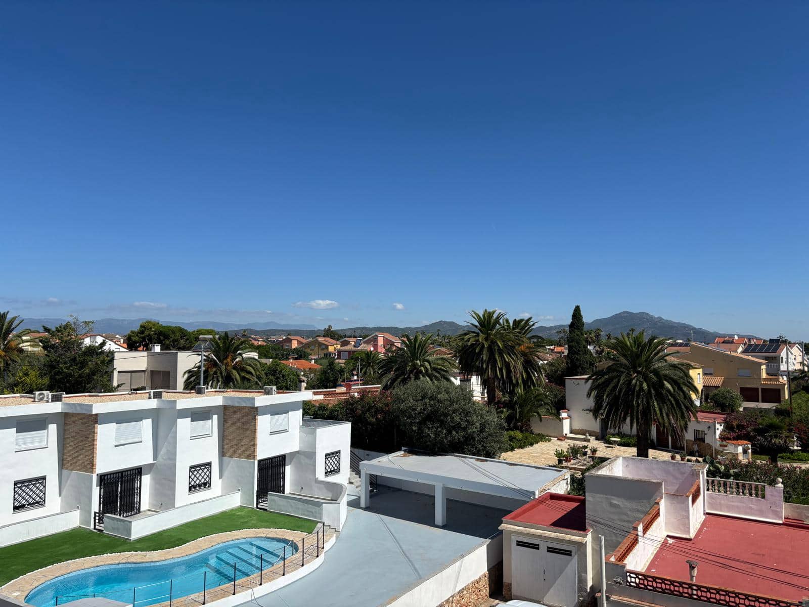 4 chambre Villa/Maison à vendre à Vinaros avec garage - 265 000 € (Ref: 9148096)