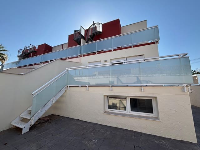 4 soveværelse Villa til salg i Vinaròs med garage - € 265.000 (Ref: 9148096)