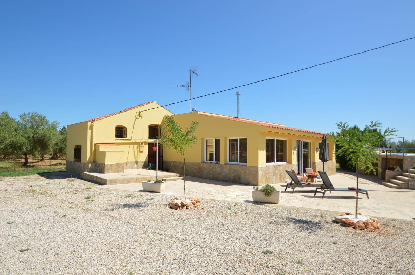3 soveværelse Finca/Landehus til salg i Ulldecona med swimmingpool garage - € 365.000 (Ref: 9184318)