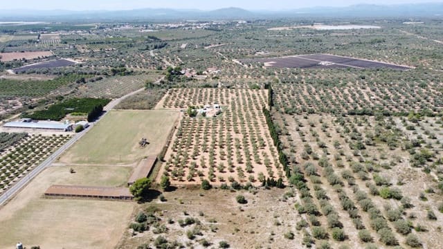 3 bedroom Finca/Country House for sale in Ulldecona with pool garage - € 365,000 (Ref: 9184318)