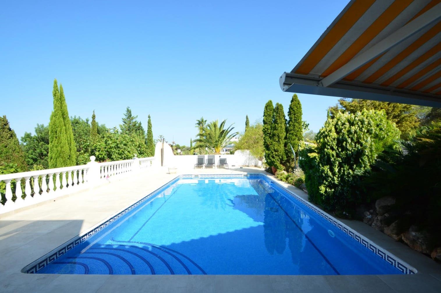 6 soveværelse Finca/Landehus til salg i Sant Jordi med swimmingpool garage - € 800.000 (Ref: 9197105)