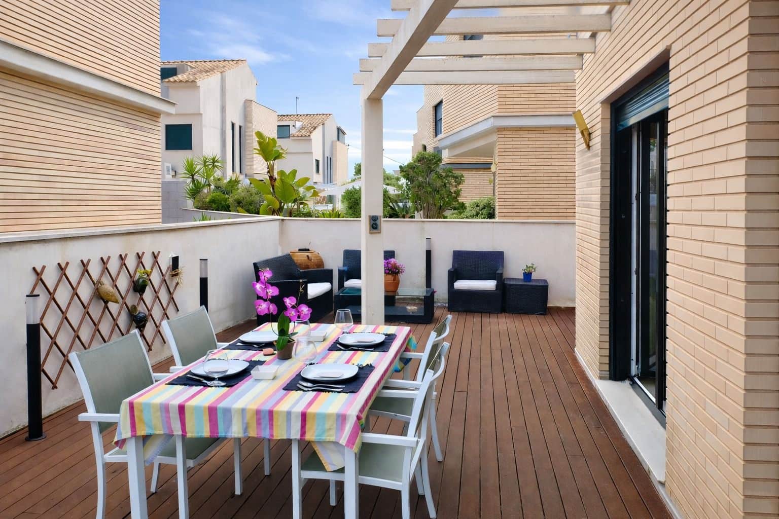 4 slaapkamer Villa te koop in Vinaros met garage - € 380.000 (Ref: 9278469)