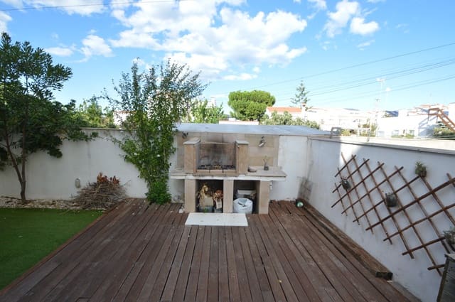 4 soverom Villa til salgs i Vinaròs med garasje - € 369 000 (Ref: 9278469)