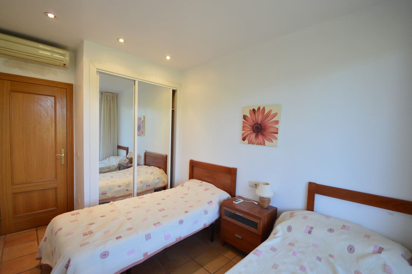 2 soveværelse Lejlighed til salg i Sant Jordi med swimmingpool garage - € 125.000 (Ref: 9283941)