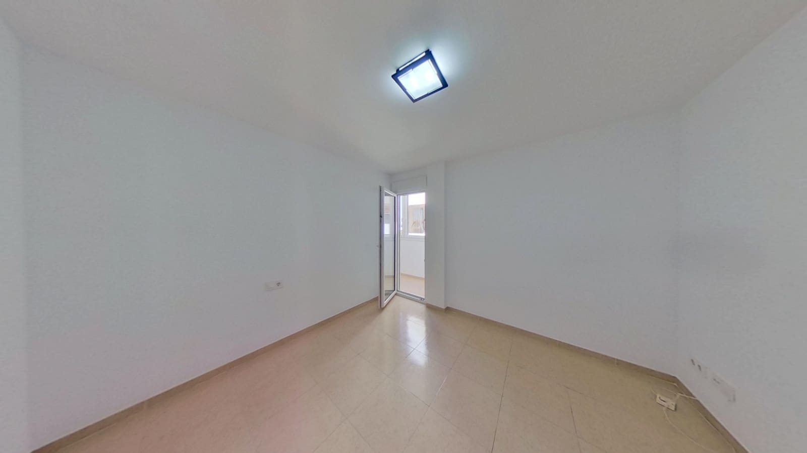 2 makuuhuone Asunto myytävänä paikassa Vinaros mukana 
autotalli - 142 000 € (Ref: 9301511)