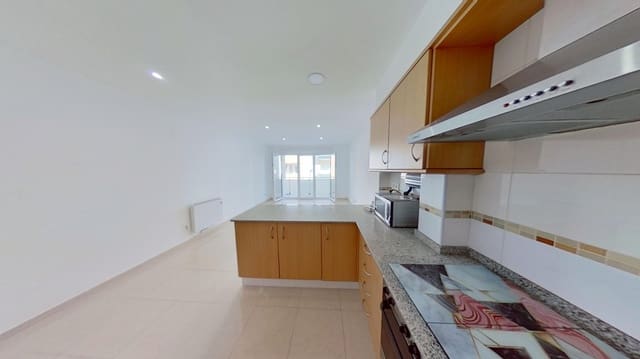 2 soverom Leilighet til salgs i Vinaròs med garasje - € 142 000 (Ref: 9301511)